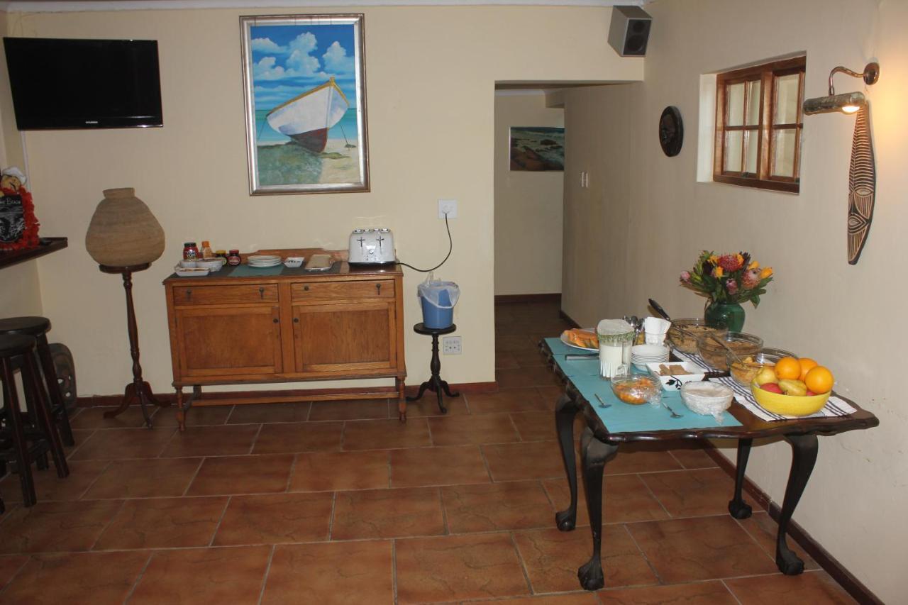 Durban Backpackers Bed & Breakfast Bagian luar foto
