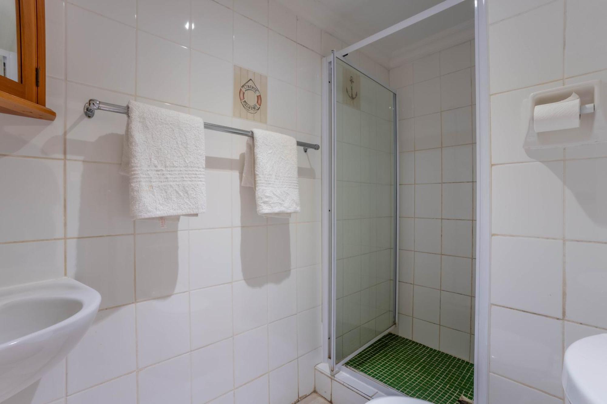 Durban Backpackers Bed & Breakfast Bagian luar foto