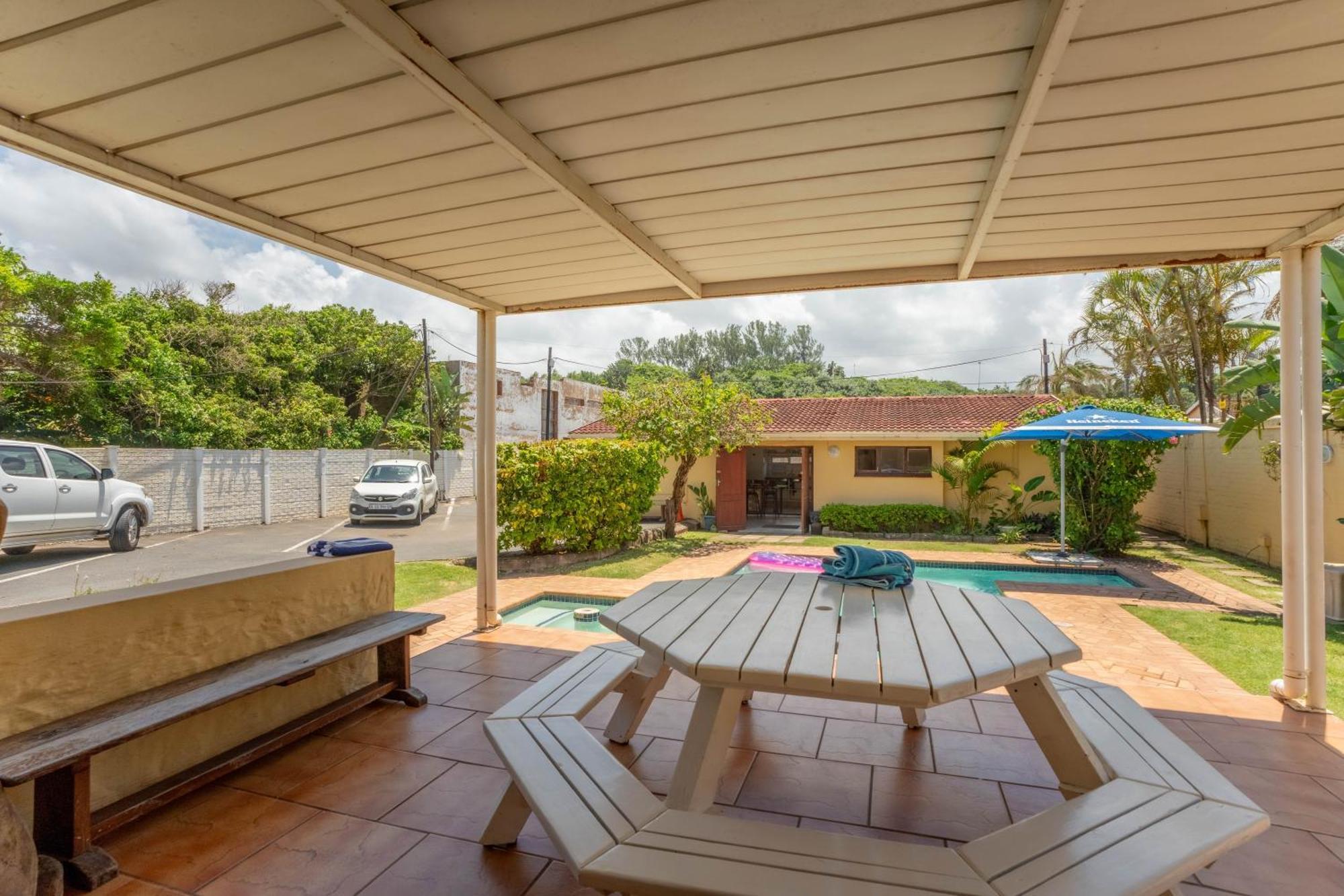 Durban Backpackers Bed & Breakfast Bagian luar foto